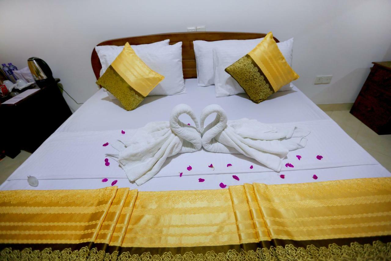 Hotel Mahaweli Spring Sirimalwatta 외부 사진